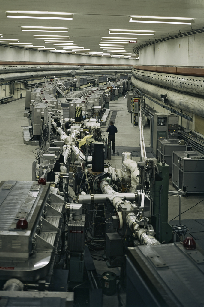 Machinery in a tunnel